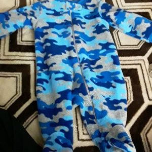 Baby clothes